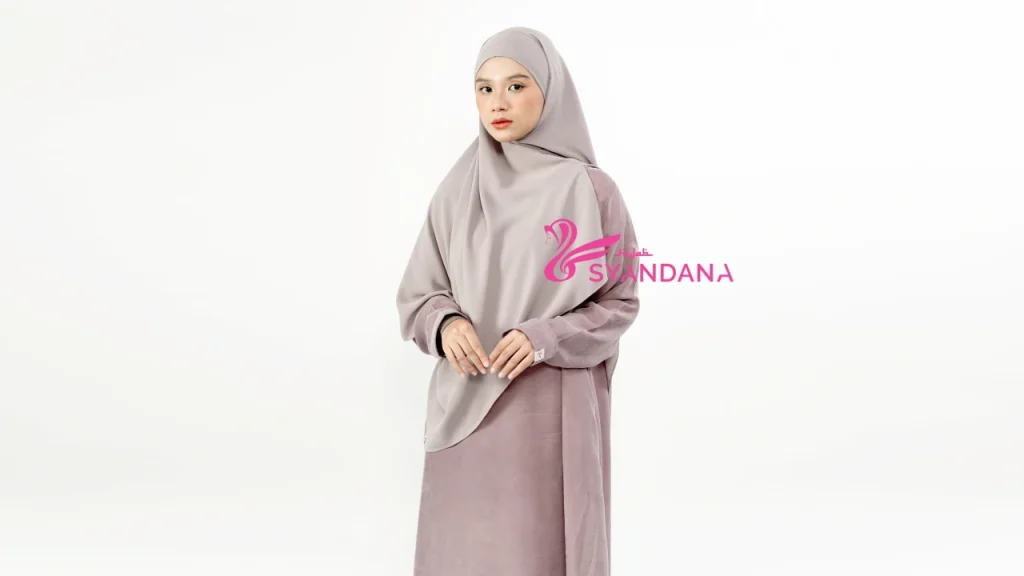 Abaya Cupro Natural Fabrics Nubuck Silk dan Evolusi Gaya Fashion Muslim yang Lebih Modern